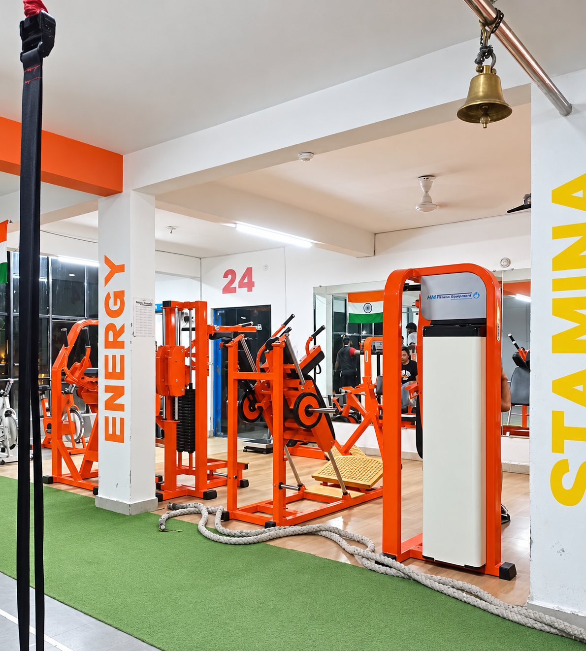 Plate-loaded machines between the Energy and Stamina pillars
